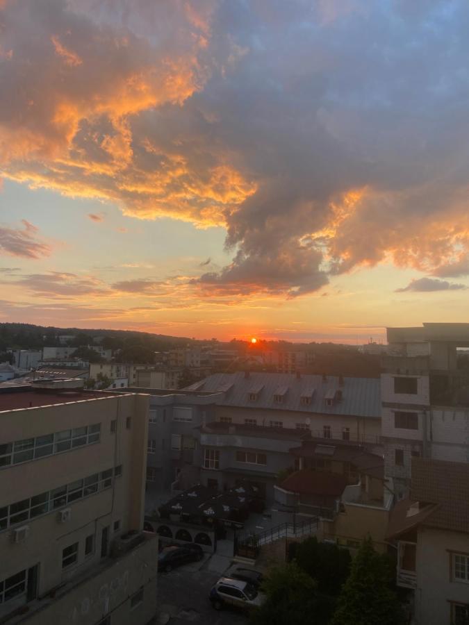 Pitesti Sunset View Exterior foto